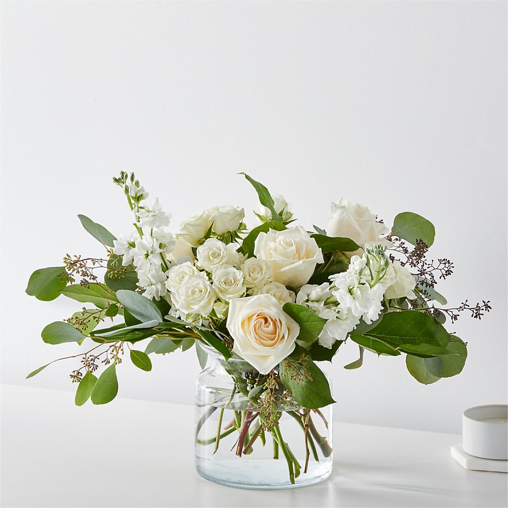 Fresh Linen Bouquet – ELLIOTT'S FLORIST & GIFTS, INC., Appomattox VA