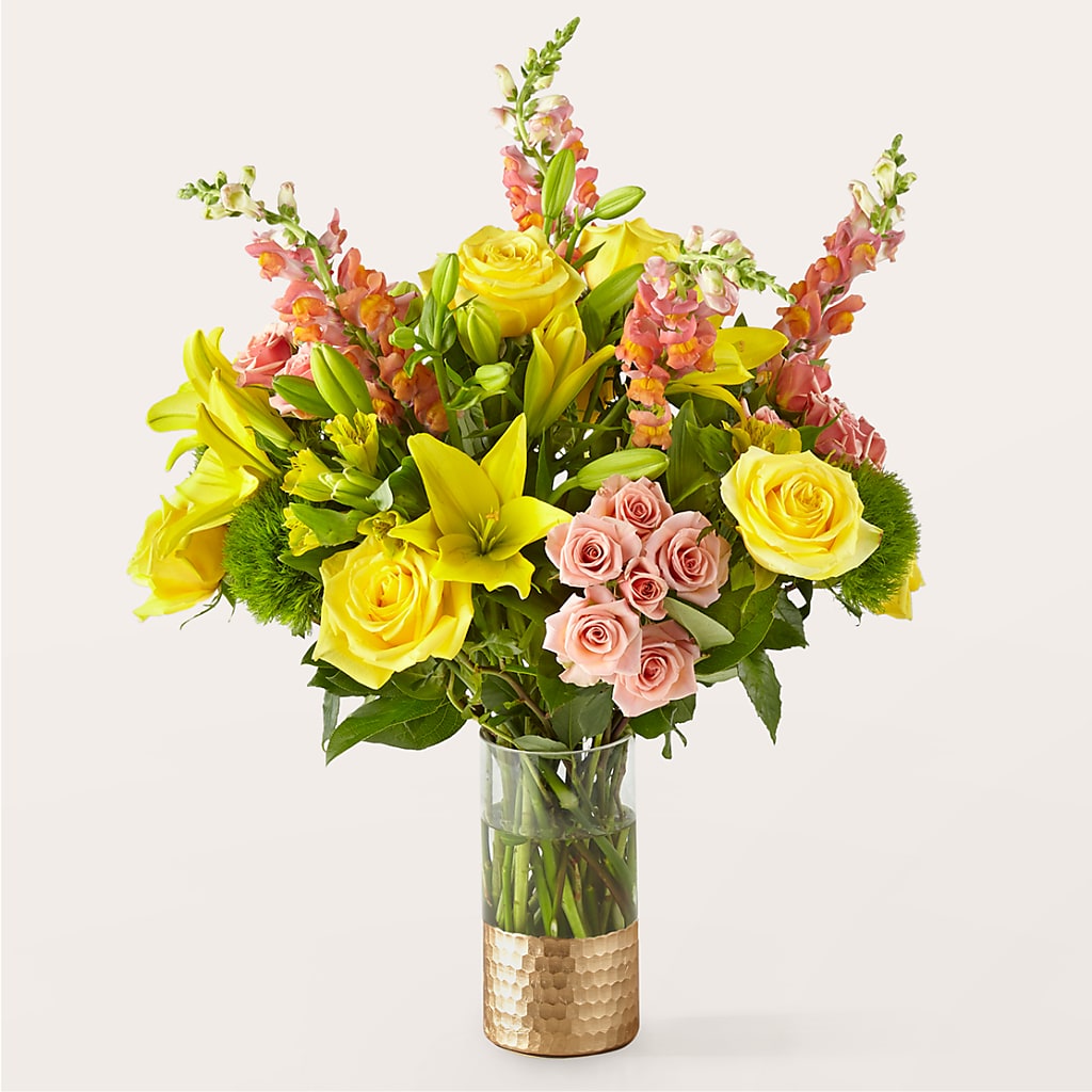 Getaway Bouquet – ELLIOTT'S FLORIST & GIFTS, INC., Appomattox VA