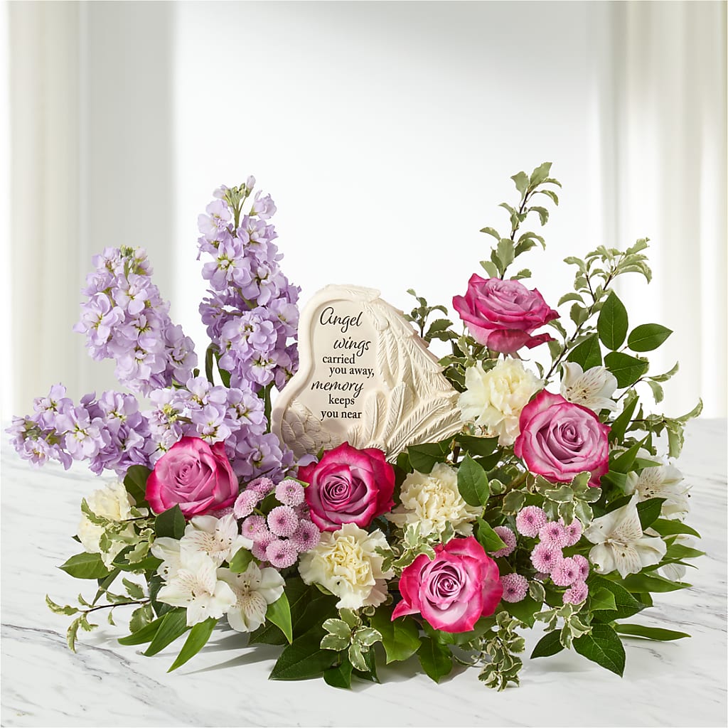 In My Heart Arrangement – ELLIOTT'S FLORIST & GIFTS, INC., Appomattox VA