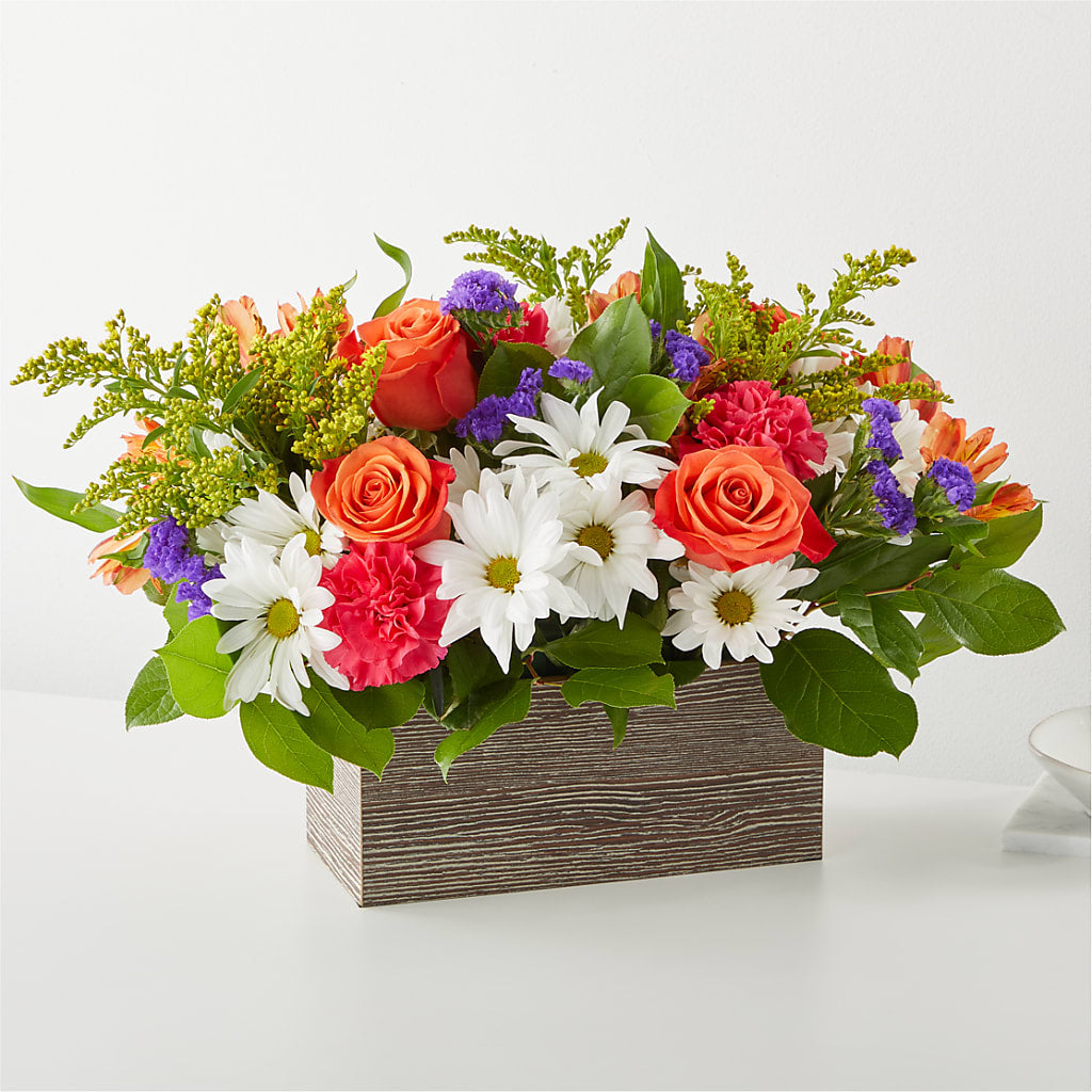 Oopsie Daisy Box Bouquet – ELLIOTT'S FLORIST & GIFTS, INC., Appomattox VA