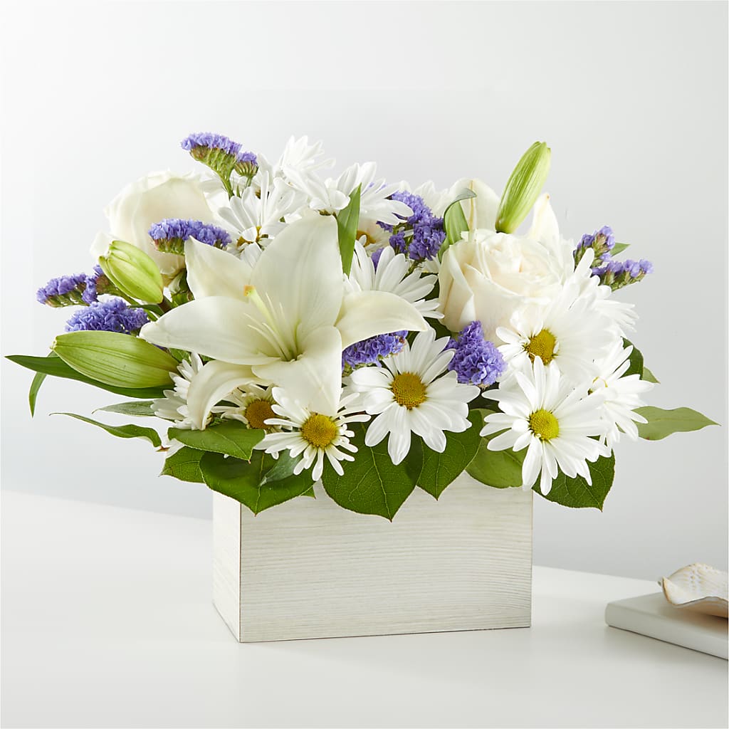 Beyond Blue Box Bouquet – ELLIOTT'S FLORIST & GIFTS, INC., Appomattox VA