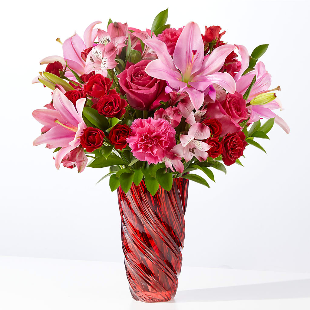 In Love Bouquet with Luxe Swirl Vase – ELLIOTT'S FLORIST & GIFTS, INC., Appomattox VA