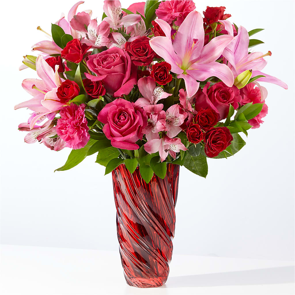 In Love Bouquet with Luxe Swirl Vase – ELLIOTT'S FLORIST & GIFTS, INC., Appomattox VA