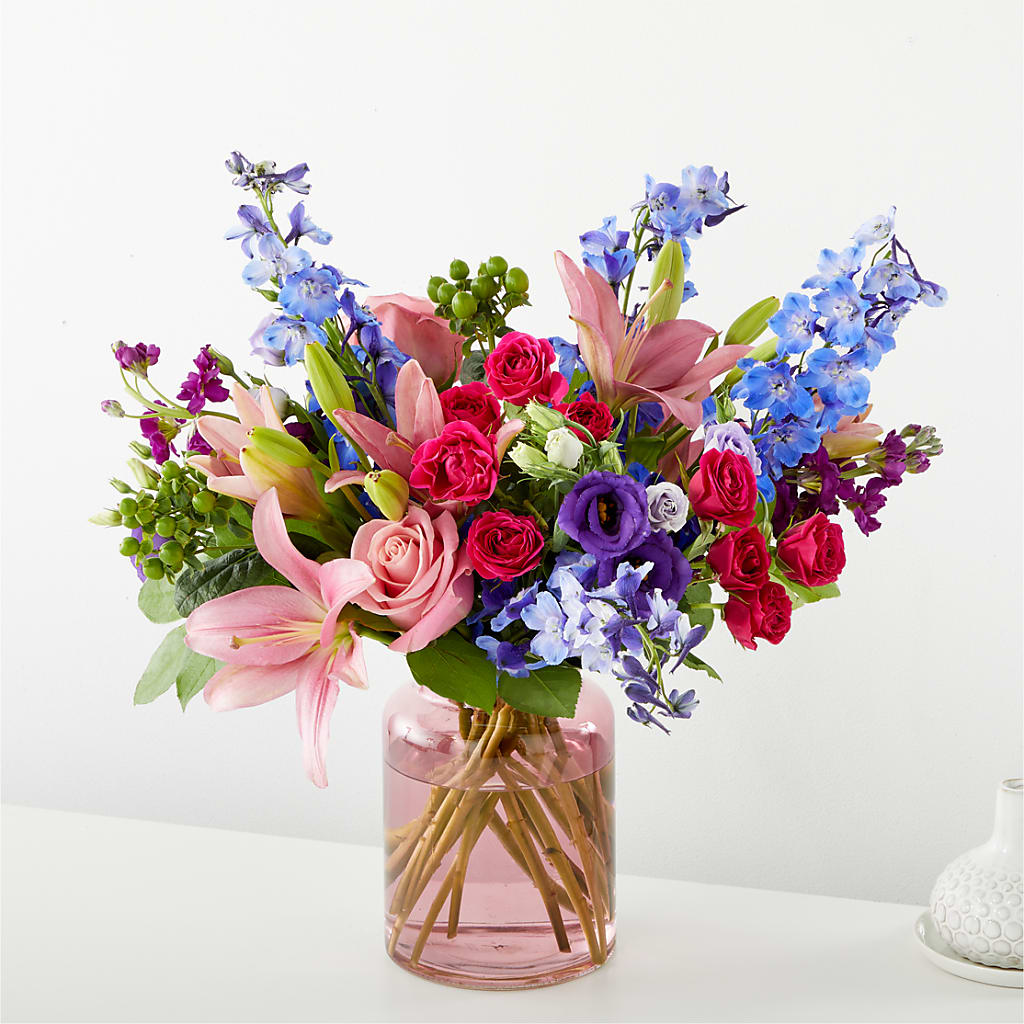 Breezy Meadows Bouquet – ELLIOTT'S FLORIST & GIFTS, INC., Appomattox VA