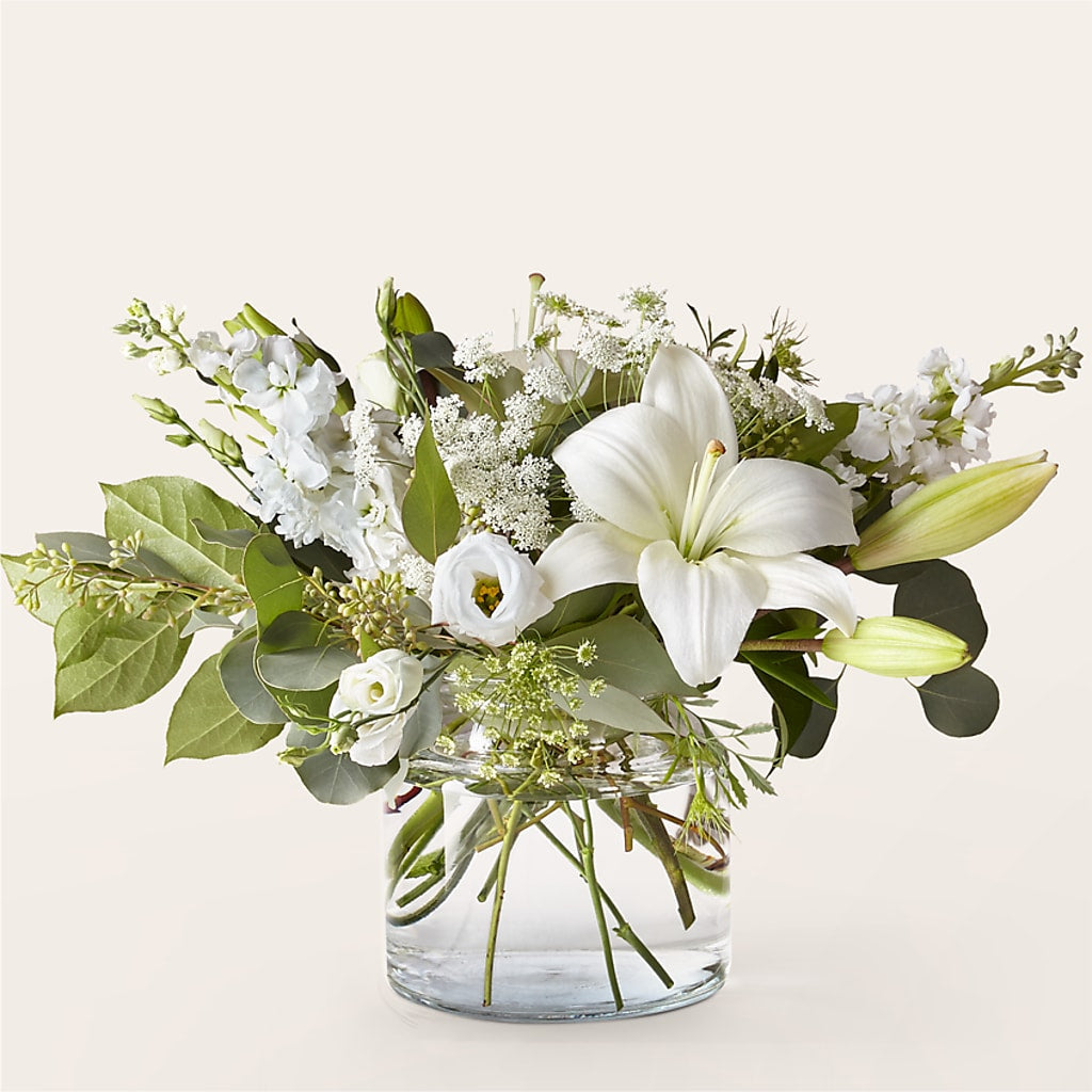 Alluring Elegance Bouquet – ELLIOTT'S FLORIST & GIFTS, INC., Appomattox VA