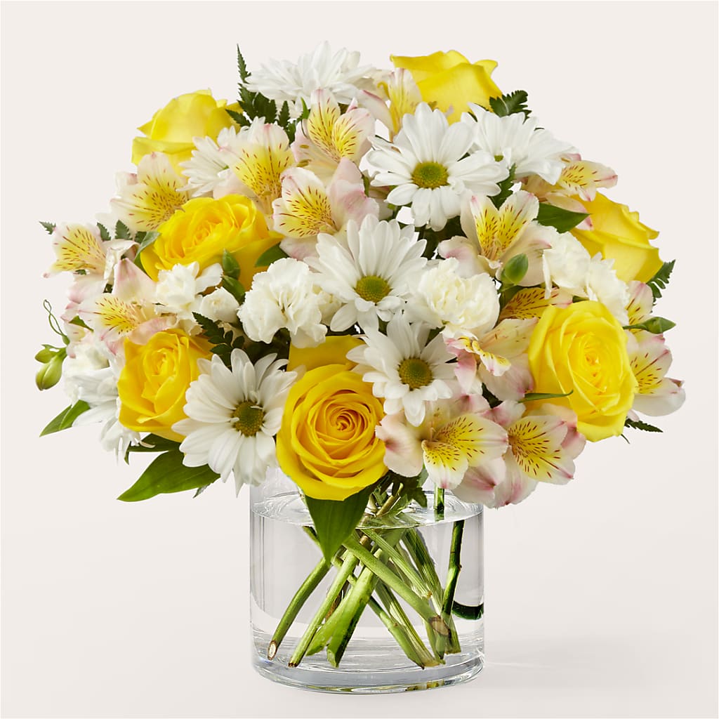 Gleeful Bouquet – ELLIOTT'S FLORIST & GIFTS, INC., Appomattox VA