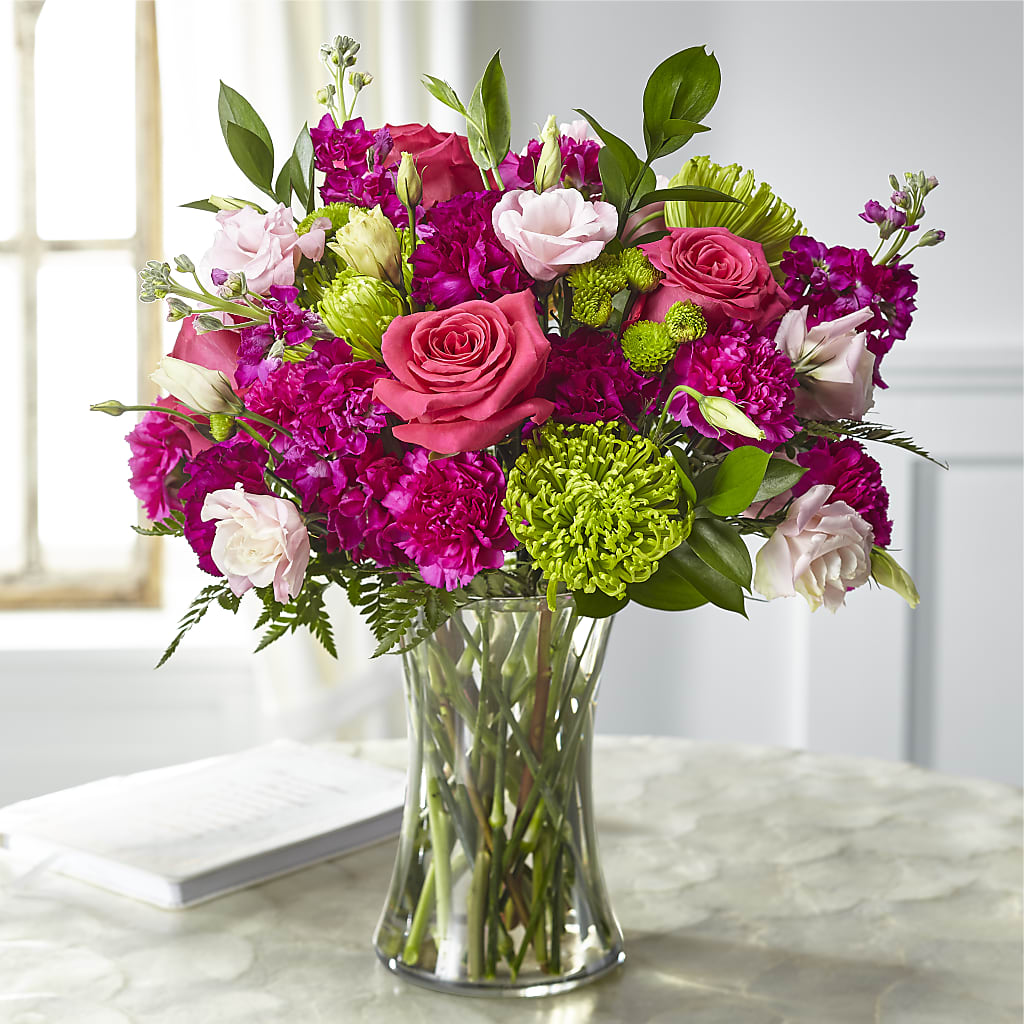 Everlasting Embrace Bouquet – ELLIOTT'S FLORIST & GIFTS, INC., Appomattox VA