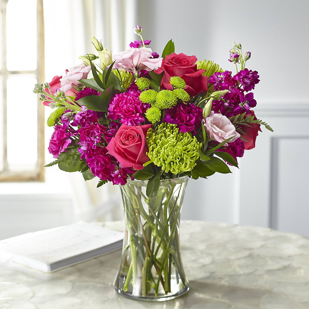 Everlasting Embrace Bouquet – ELLIOTT'S FLORIST & GIFTS, INC., Appomattox VA