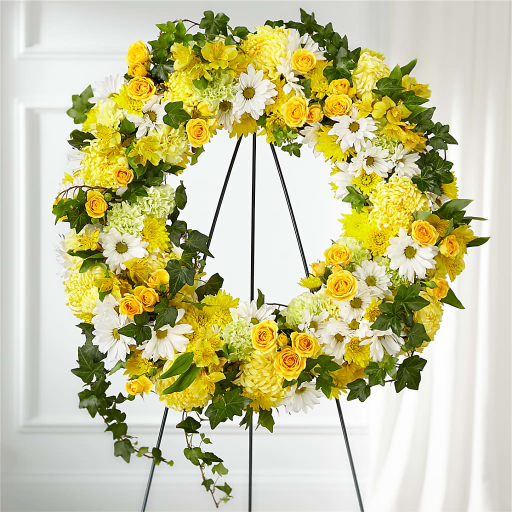 Golden Remembrance Wreath – ELLIOTT'S FLORIST & GIFTS, INC., Appomattox VA