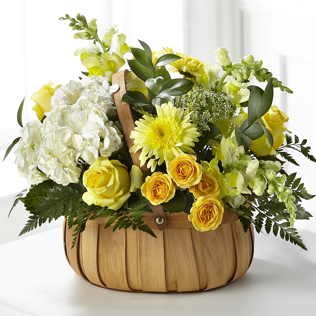 Rustic Remembrance Basket – ELLIOTT'S FLORIST & GIFTS, INC., Appomattox VA