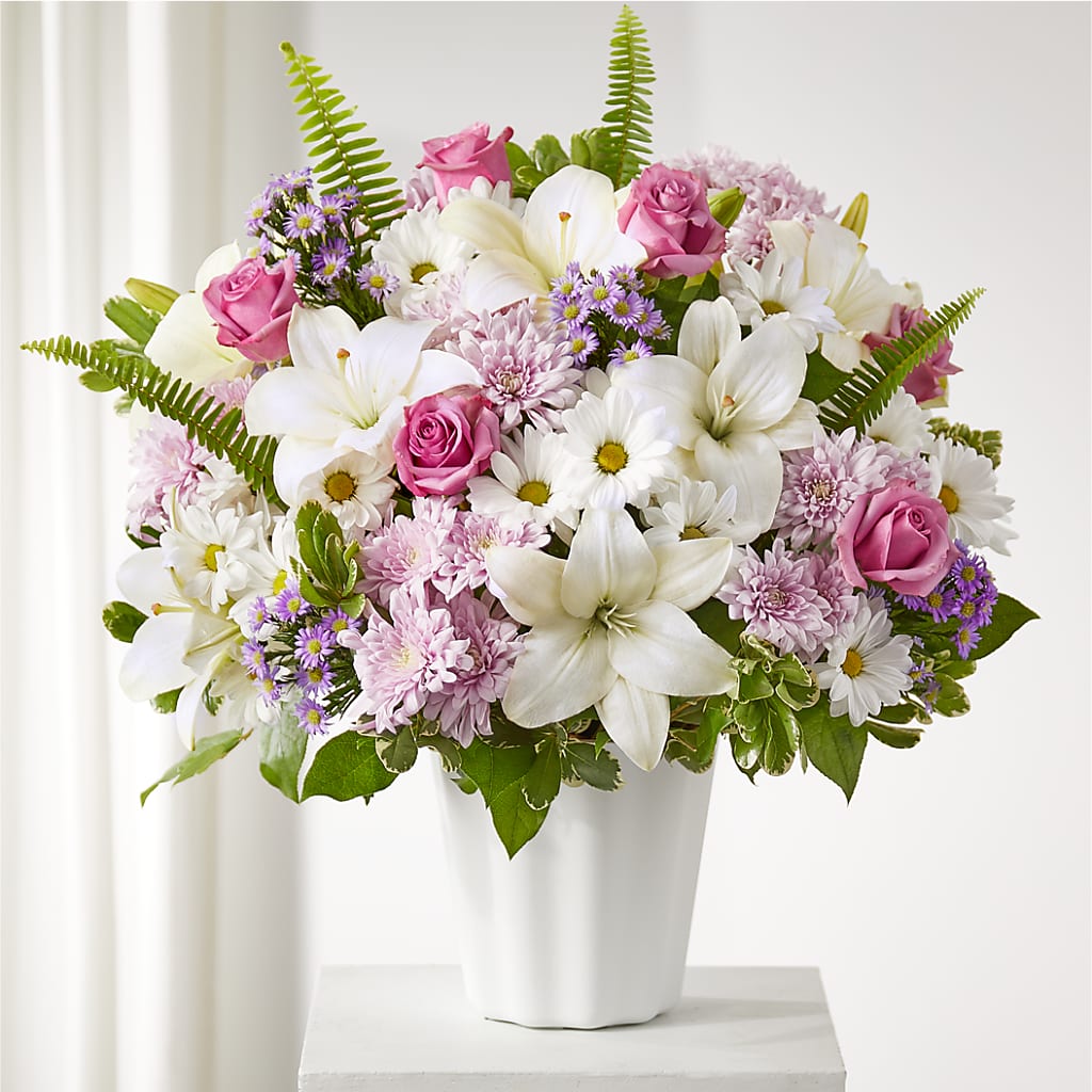 Warmest Thoughts Tabletop Basket – ELLIOTT'S FLORIST & GIFTS, INC., Appomattox VA