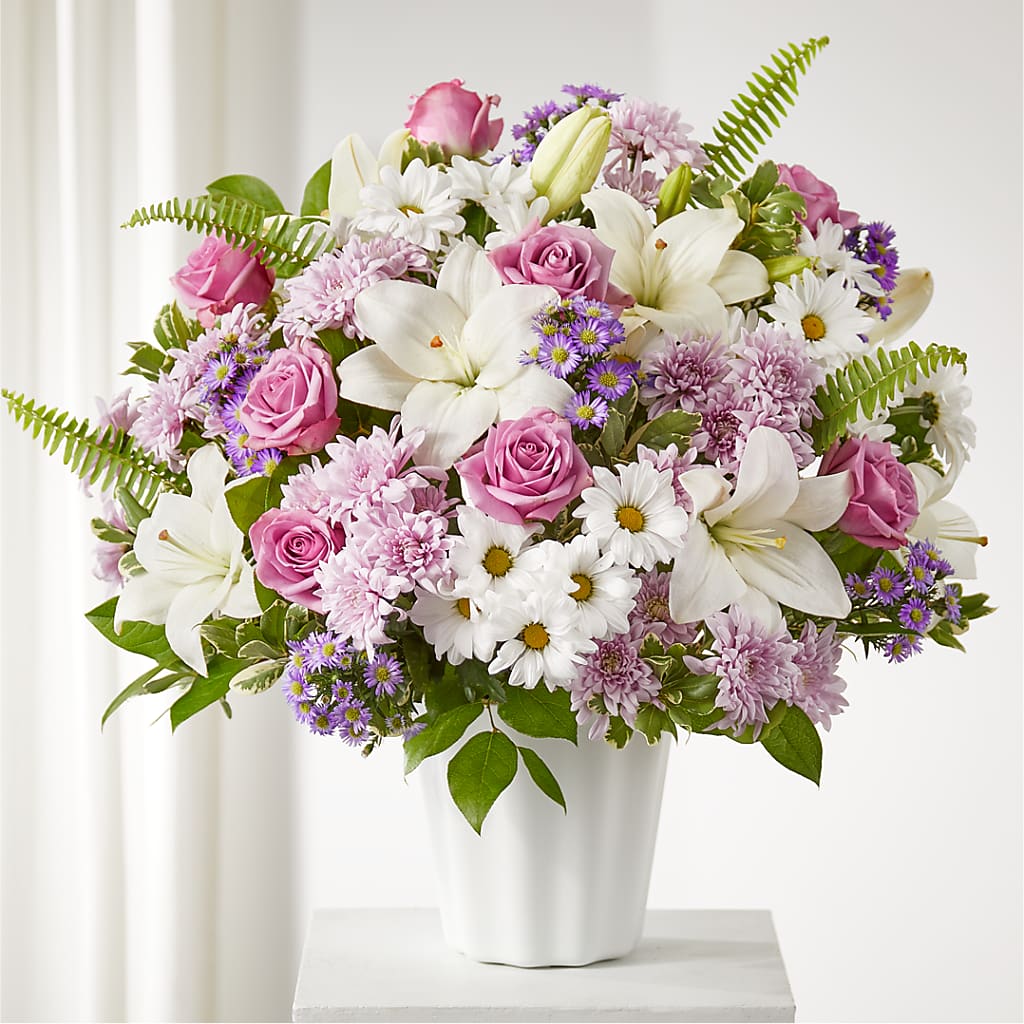 Warmest Thoughts Tabletop Basket – ELLIOTT'S FLORIST & GIFTS, INC., Appomattox VA