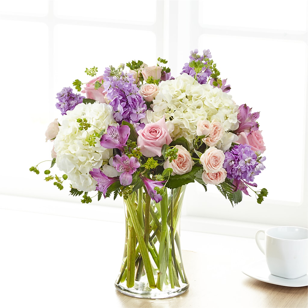 Shared Sentiment Bouquet – ELLIOTT'S FLORIST & GIFTS, INC., Appomattox VA