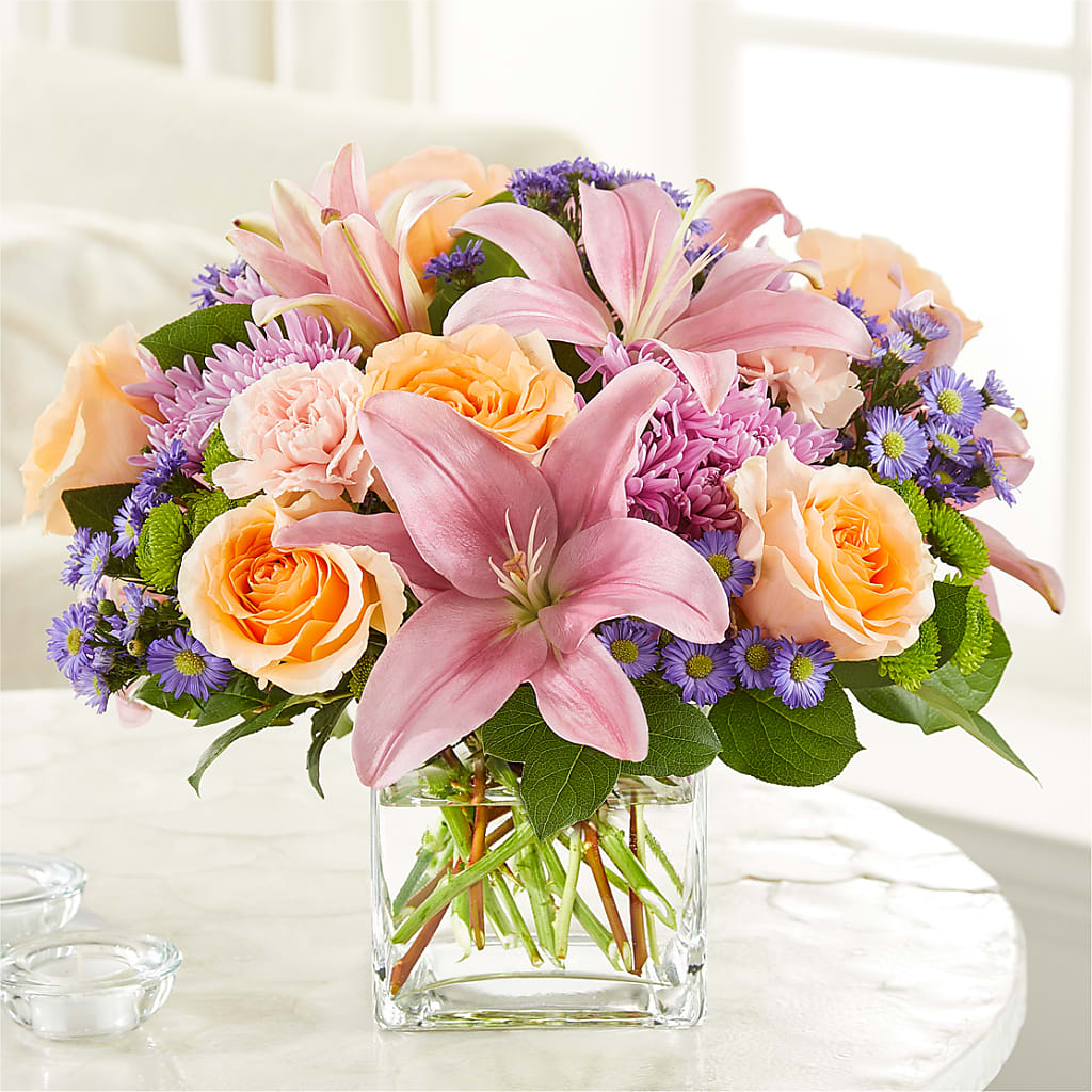 Delicate Details Bouquet – ELLIOTT'S FLORIST & GIFTS, INC., Appomattox VA