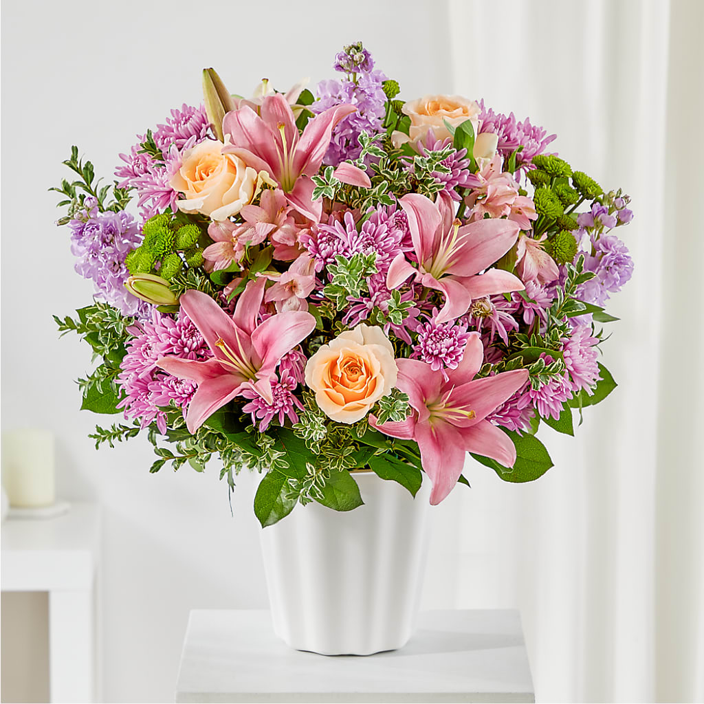 Supportive Embrace Tabletop Basket – ELLIOTT'S FLORIST & GIFTS, INC., Appomattox VA