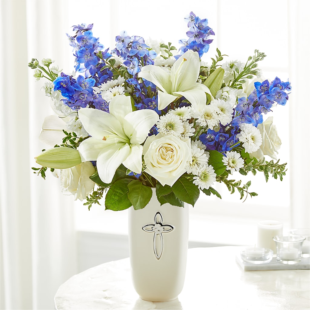 Heavenly Blossoms Bouquet – ELLIOTT'S FLORIST & GIFTS, INC., Appomattox VA