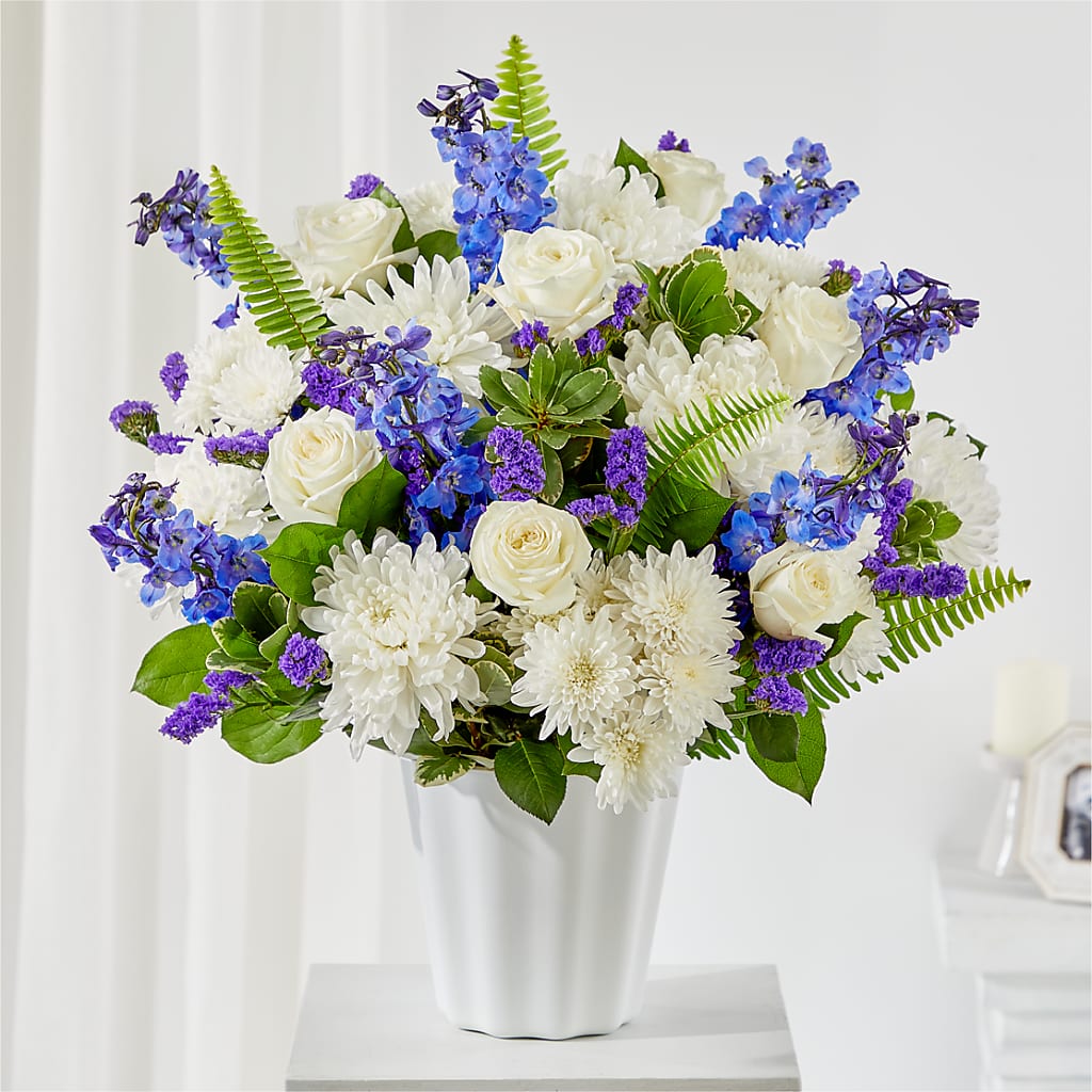 Hold Dear Tabletop Basket – ELLIOTT'S FLORIST & GIFTS, INC., Appomattox VA