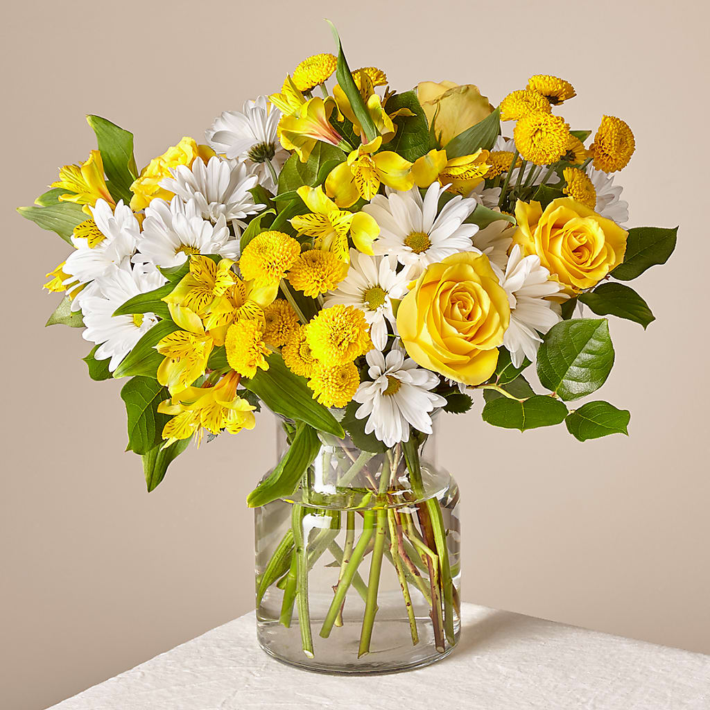 Sunny Sentiments Bouquet – ELLIOTT'S FLORIST & GIFTS, INC., Appomattox VA