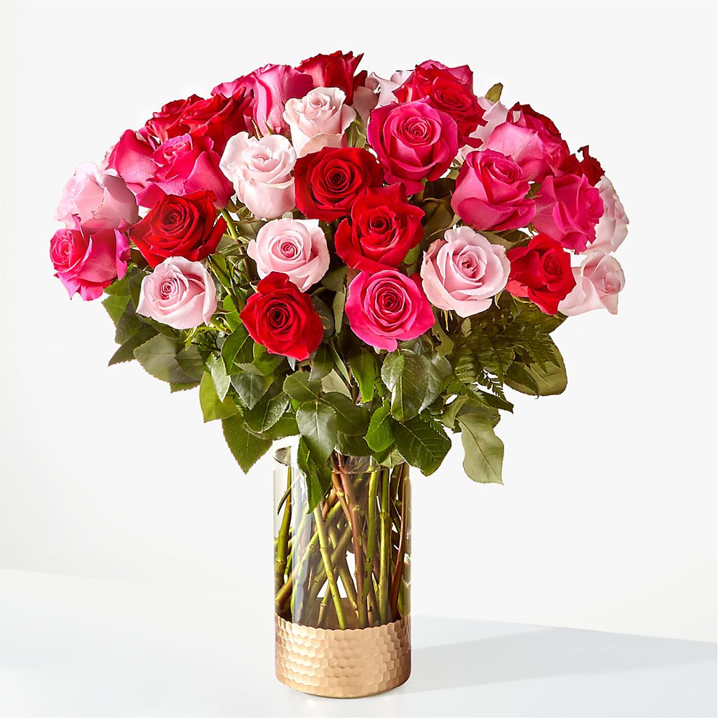 Love Notes Rose Bouquet – ELLIOTT'S FLORIST & GIFTS, INC., Appomattox VA