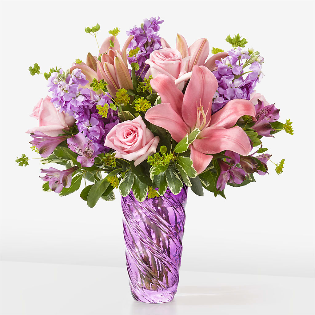 Precious Petals Bouquet with Luxe Swirl Vase – ELLIOTT'S FLORIST & GIFTS, INC., Appomattox VA