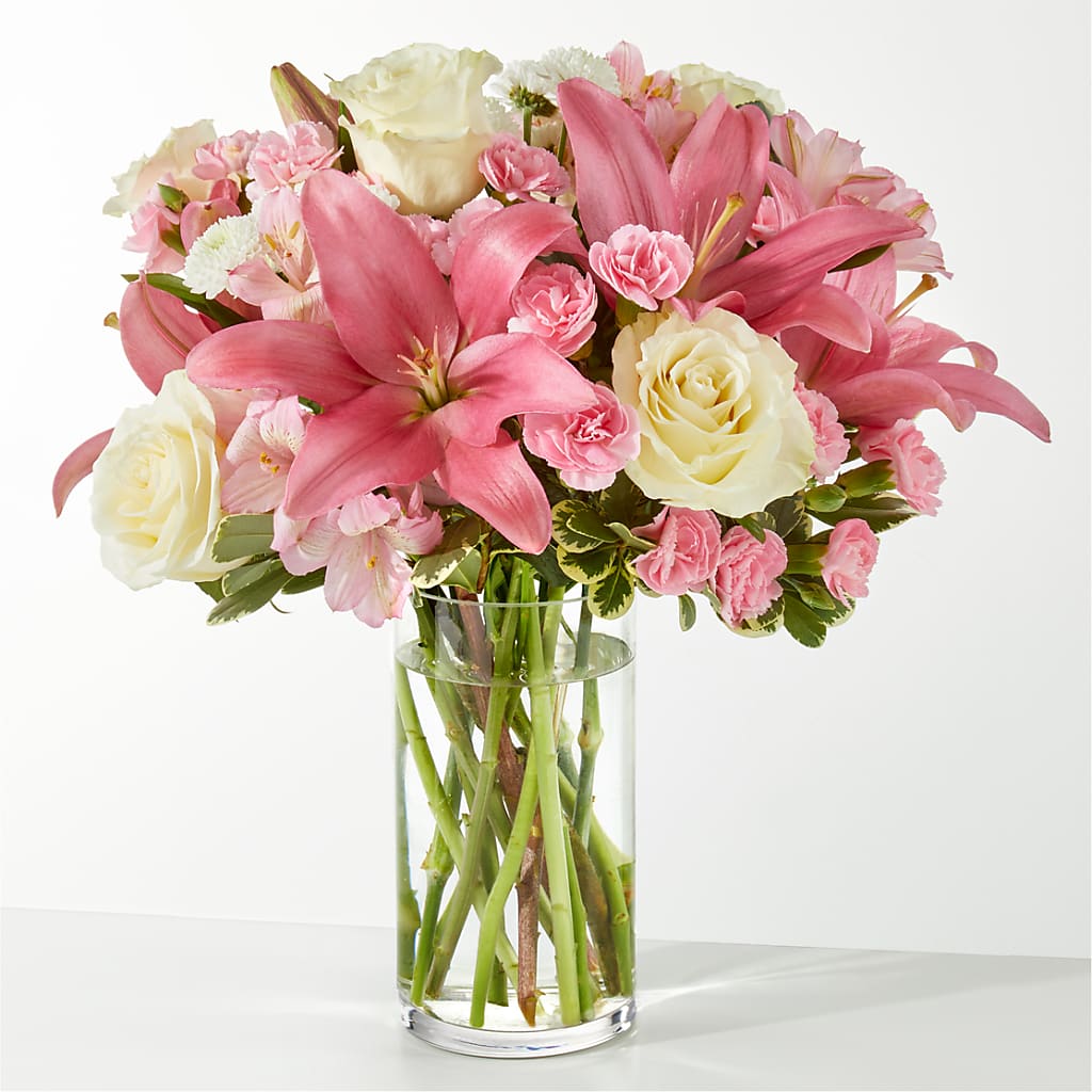 Piece of Cake Bouquet – ELLIOTT'S FLORIST & GIFTS, INC., Appomattox VA