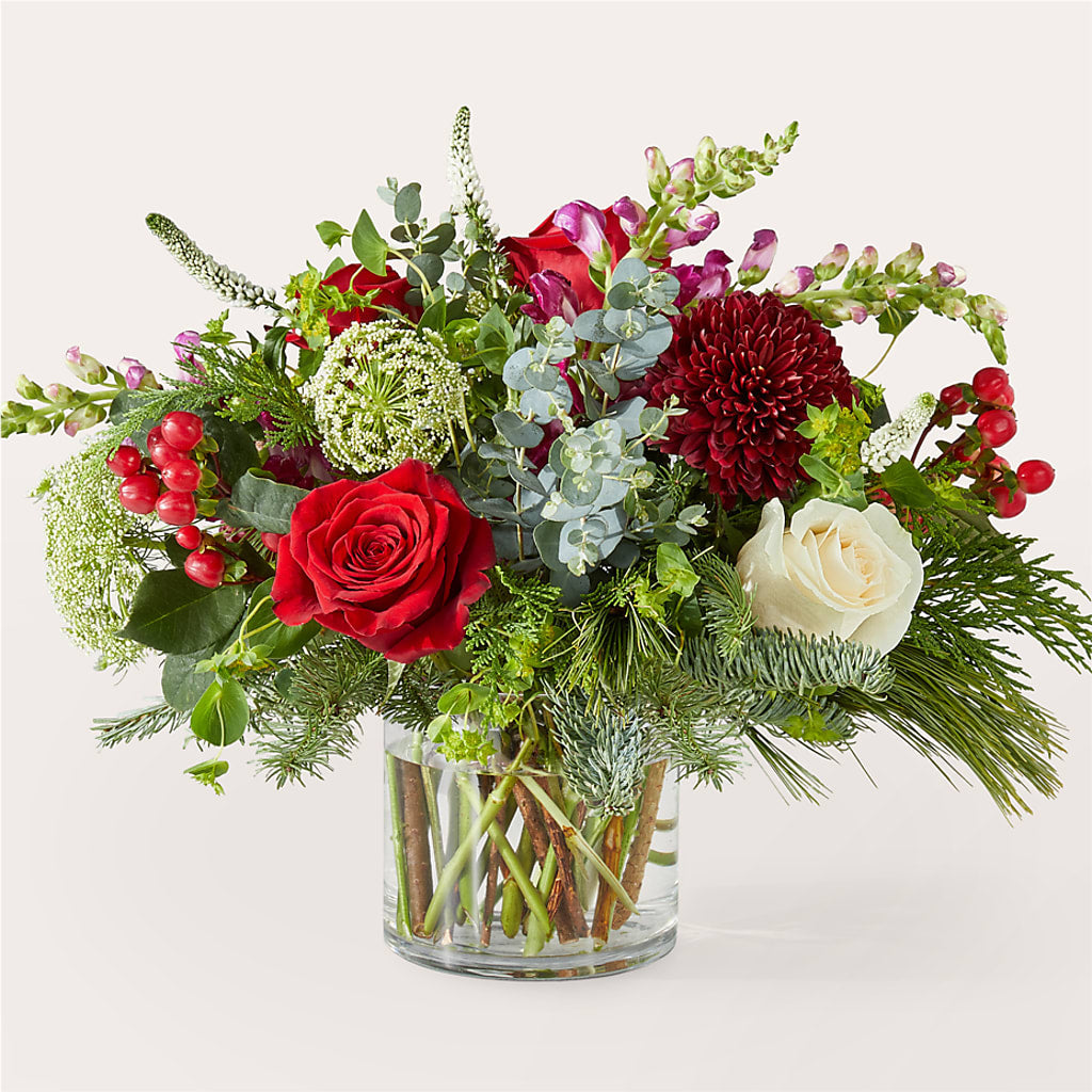 Cranberry Fizz Bouquet – ELLIOTT'S FLORIST & GIFTS, INC., Appomattox VA