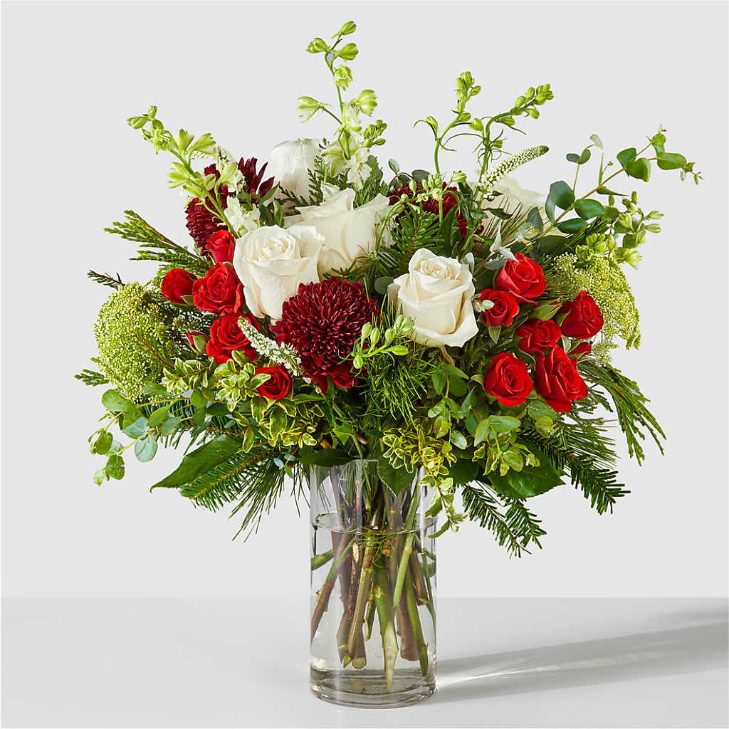 Favorite Traditions Bouquet – ELLIOTT'S FLORIST & GIFTS, INC., Appomattox VA