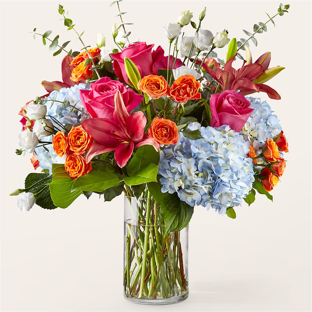 Awestruck Luxury Bouquet – ELLIOTT'S FLORIST & GIFTS, INC., Appomattox VA