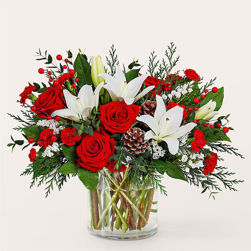 Best in Snow Bouquet – ELLIOTT'S FLORIST & GIFTS, INC., Appomattox VA