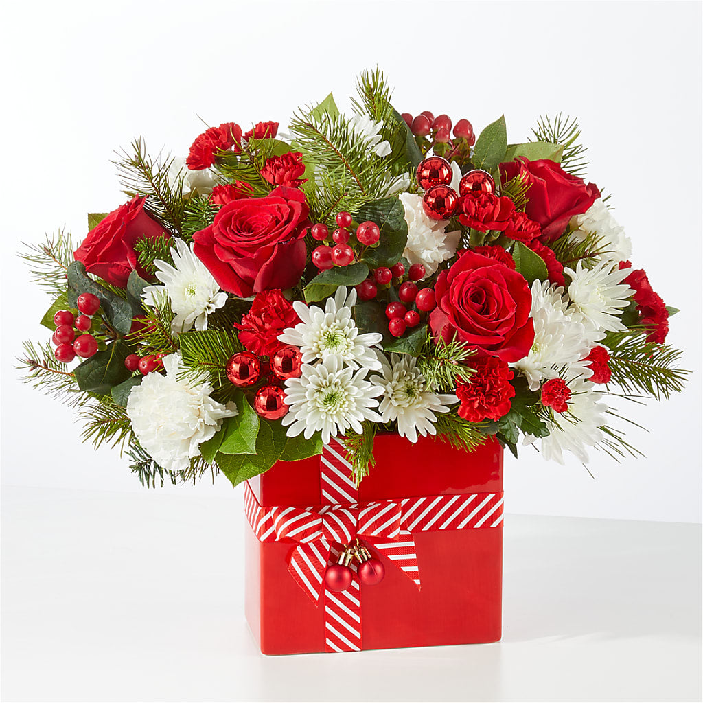 Presents Under the Tree Bouquet – ELLIOTT'S FLORIST & GIFTS, INC., Appomattox VA