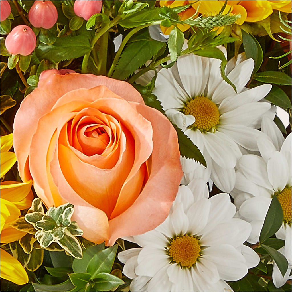 The Good Life Bouquet – ELLIOTT'S FLORIST & GIFTS, INC., Appomattox VA