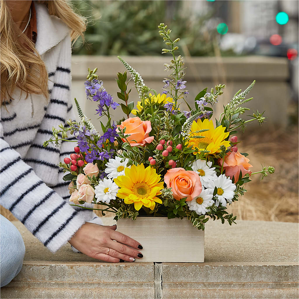 The Good Life Bouquet – ELLIOTT'S FLORIST & GIFTS, INC., Appomattox VA