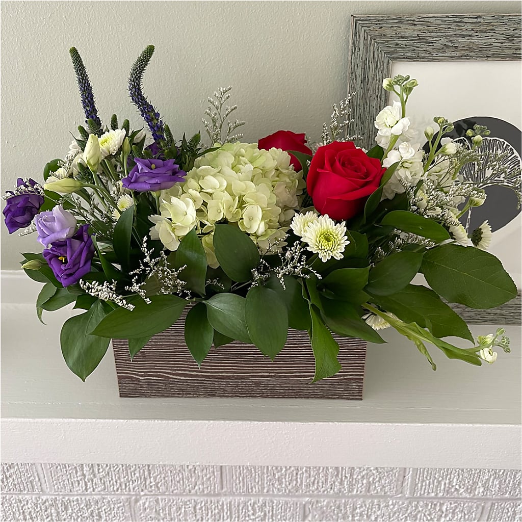 Sweet Magnolia Bouquet – ELLIOTT'S FLORIST & GIFTS, INC., Appomattox VA