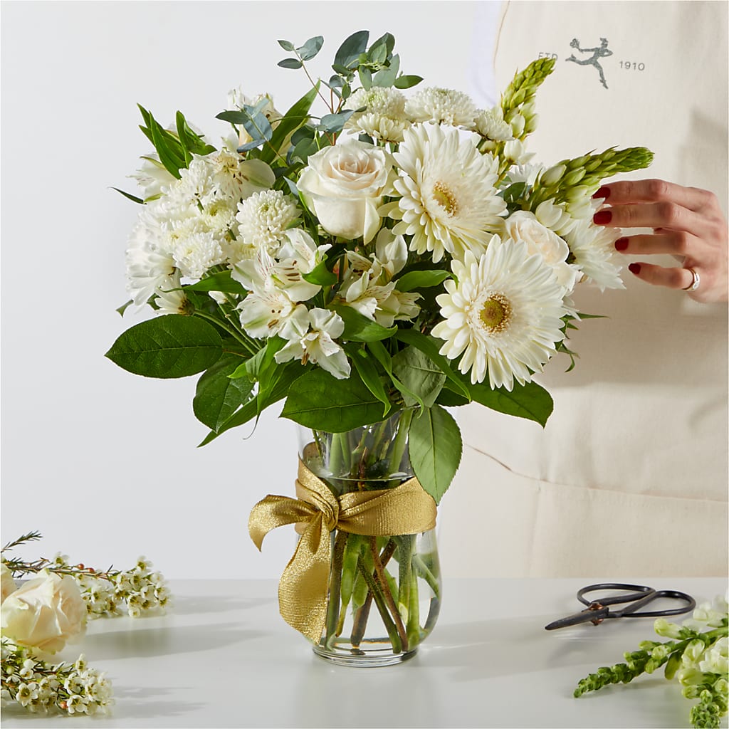 New Beginnings – A Florist Original – ELLIOTT'S FLORIST & GIFTS, INC., Appomattox VA