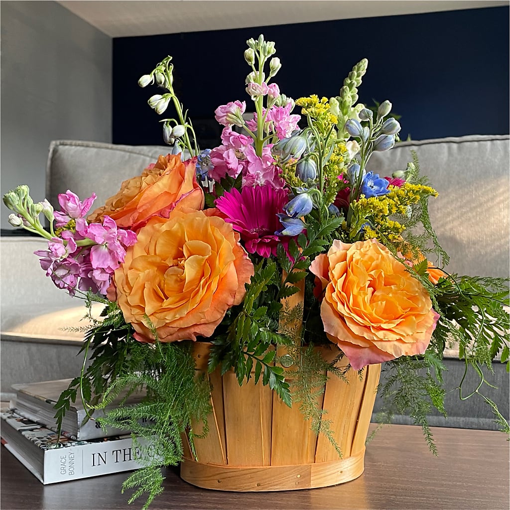 Garden of Life Basket – ELLIOTT'S FLORIST & GIFTS, INC., Appomattox VA