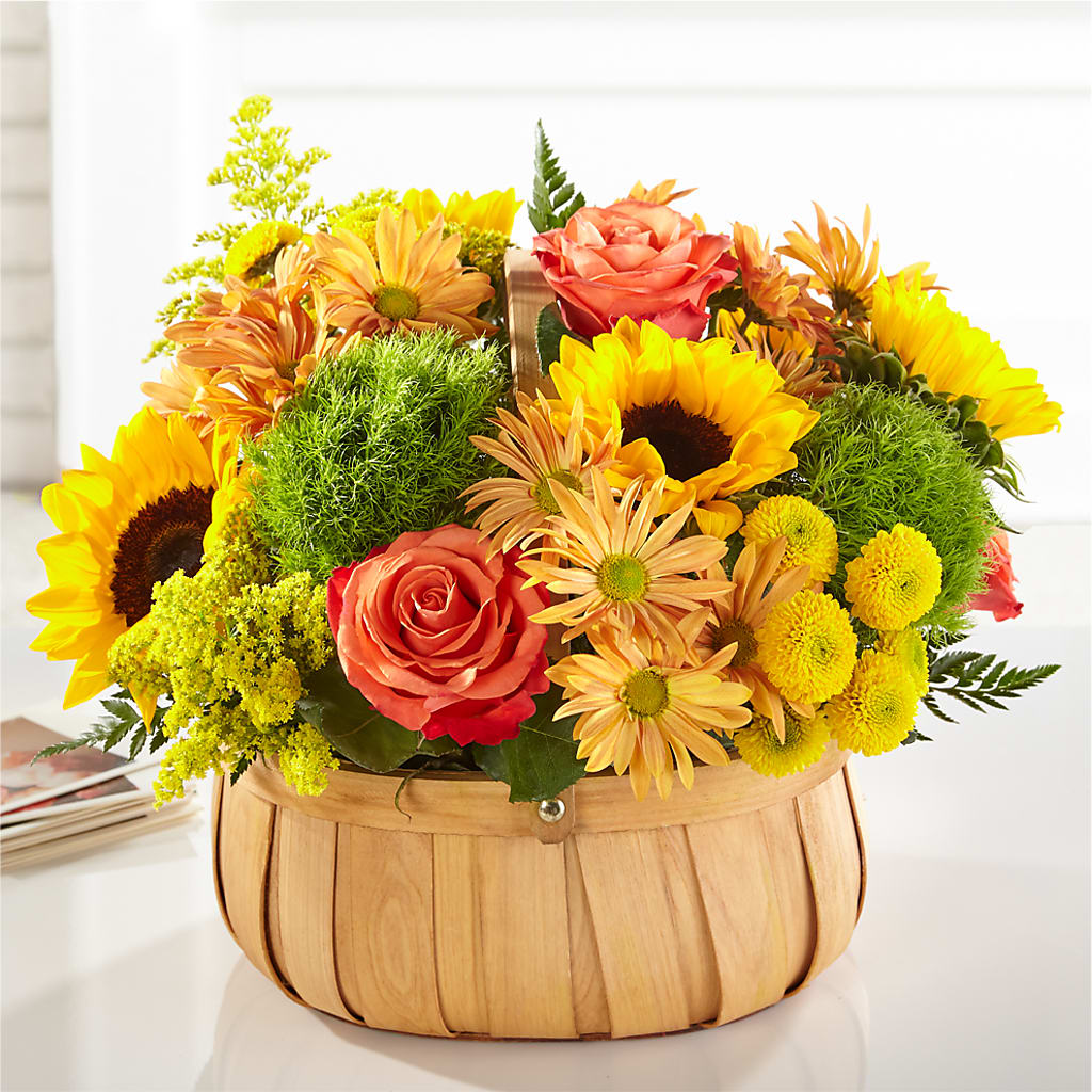 Harvest Sunflower Basket – ELLIOTT'S FLORIST & GIFTS, INC., Appomattox VA