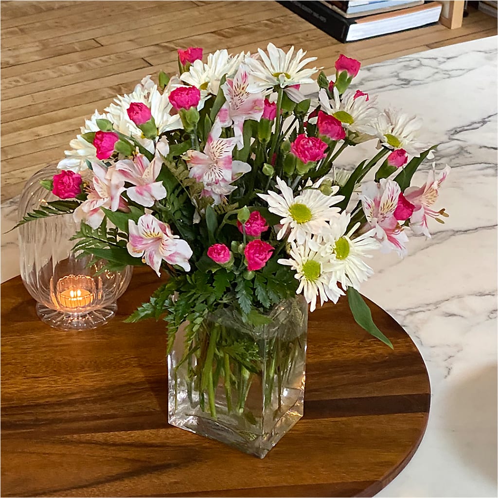 Sweet Surprises® Bouquet – ELLIOTT'S FLORIST & GIFTS, INC., Appomattox VA