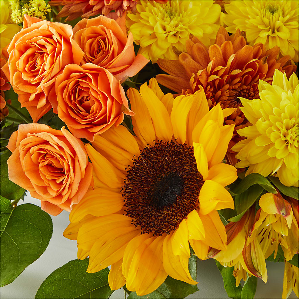 Autumn Harmony Centerpiece – ELLIOTT'S FLORIST & GIFTS, INC., Appomattox VA
