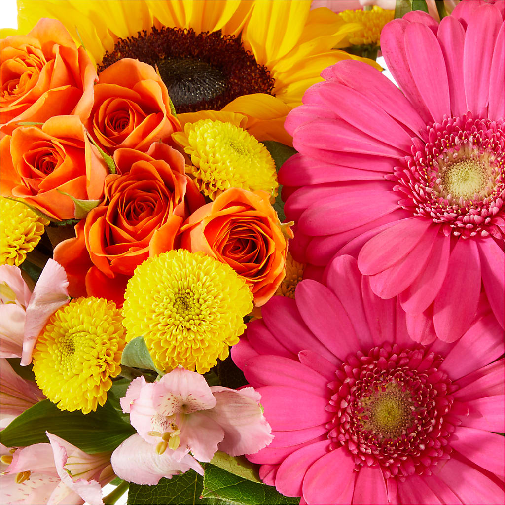 Beach Day Bouquet – ELLIOTT'S FLORIST & GIFTS, INC., Appomattox VA