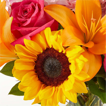 In Full Swing Bouquet – ELLIOTT'S FLORIST & GIFTS, INC., Appomattox VA