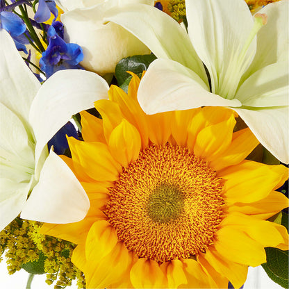 Stargazing Bouquet – ELLIOTT'S FLORIST & GIFTS, INC., Appomattox VA