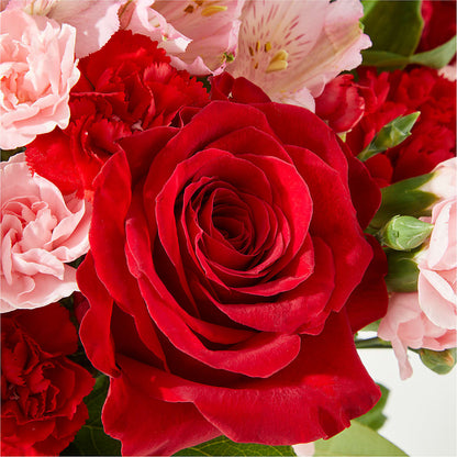 Candy Kisses Bouquet – ELLIOTT'S FLORIST & GIFTS, INC., Appomattox VA