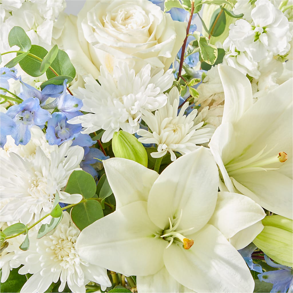 Peace of Mind Bouquet – ELLIOTT'S FLORIST & GIFTS, INC., Appomattox VA