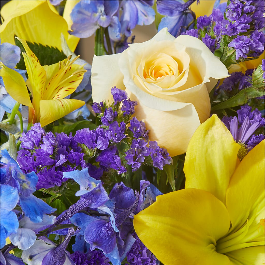 Limoncello Bouquet – ELLIOTT'S FLORIST & GIFTS, INC., Appomattox VA