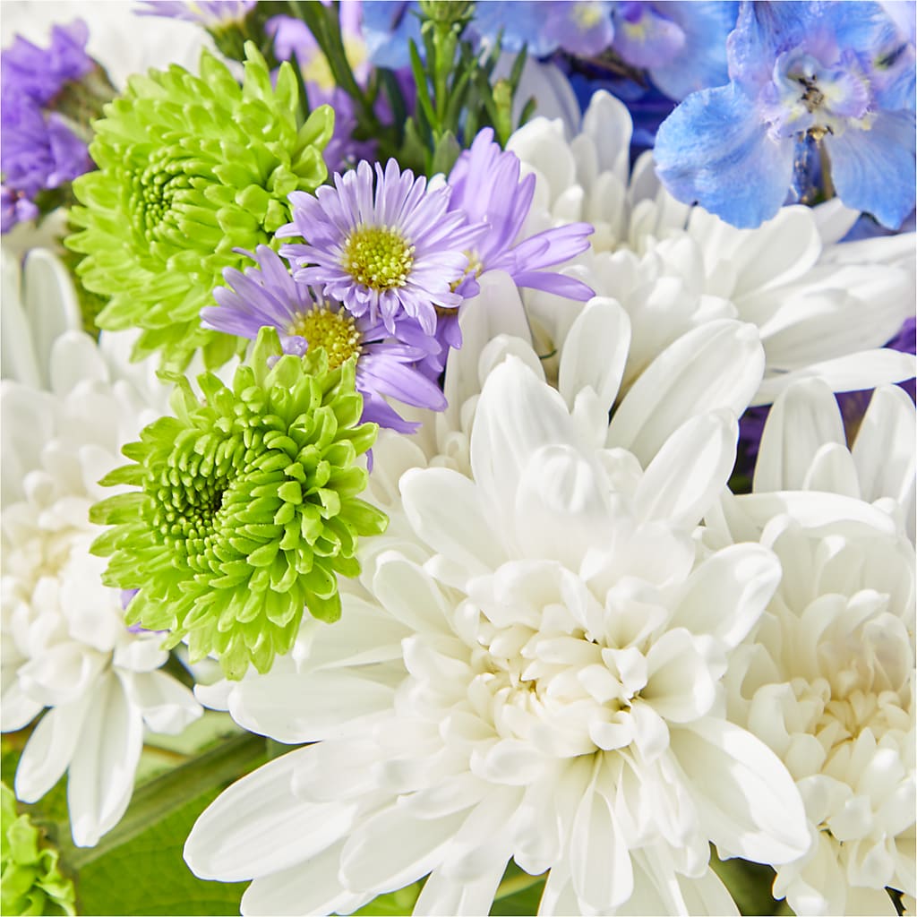 Genuine Gestures Bouquet – ELLIOTT'S FLORIST & GIFTS, INC., Appomattox VA