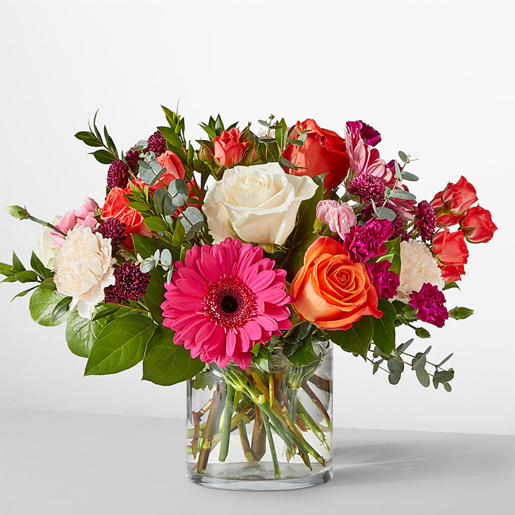 ♡♡ Smell the Roses Bouquet–Elliott's Florist & Gifts, Inc.