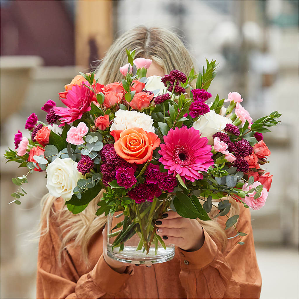 Smell the Roses Bouquet – ELLIOTT'S FLORIST & GIFTS, INC., Appomattox VA