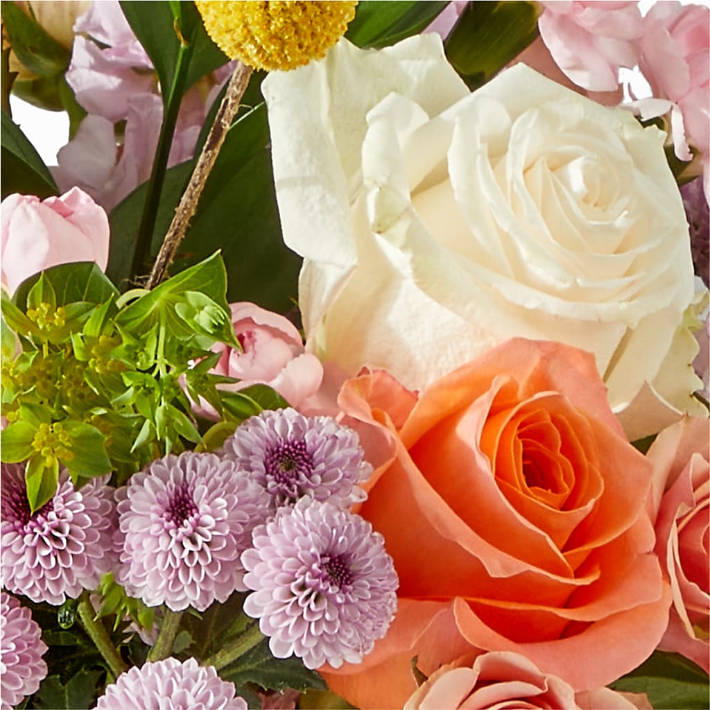 French Market Bouquet – ELLIOTT'S FLORIST & GIFTS, INC., Appomattox VA