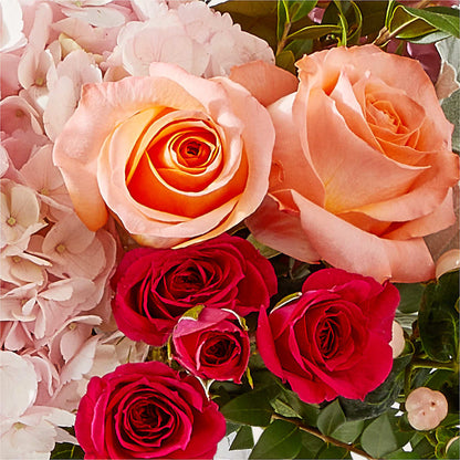 Glitz & Glam Bouquet – ELLIOTT'S FLORIST & GIFTS, INC., Appomattox VA