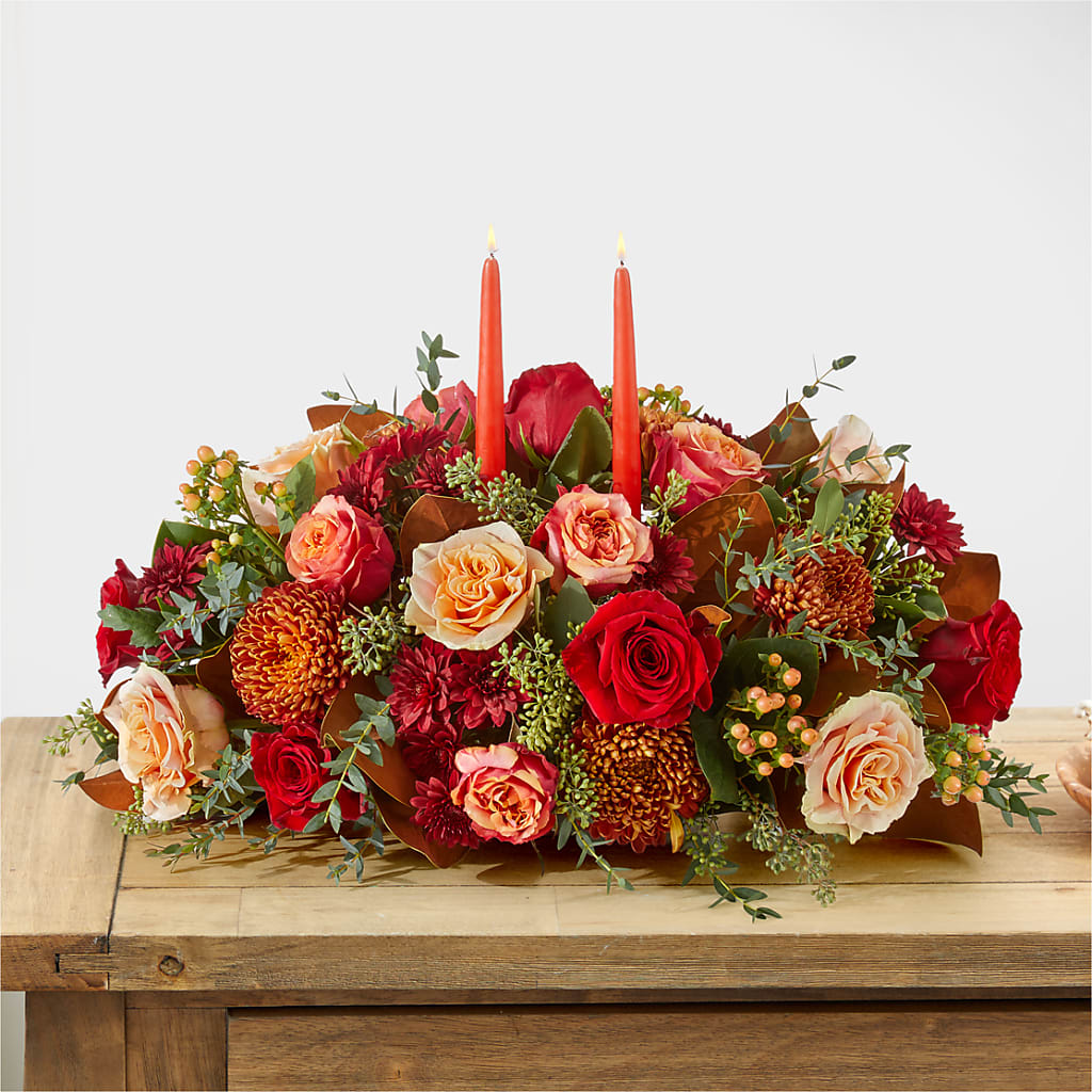 Gather Near Centerpiece – ELLIOTT'S FLORIST & GIFTS, INC., Appomattox VA
